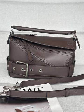 Loewe Brown 25x18x10cm shoulder bag AAA Quality Replica
