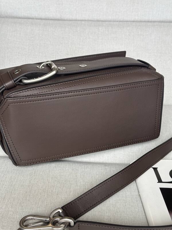 Loewe Brown 25x18x10cm shoulder bag — AAA Quality Replica