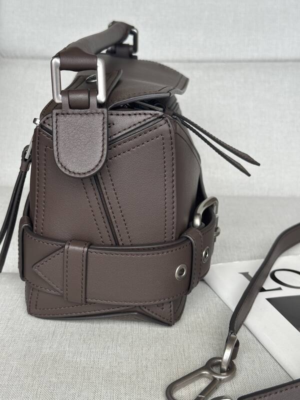 Loewe Brown 25x18x10cm shoulder bag — AAA Quality Replica
