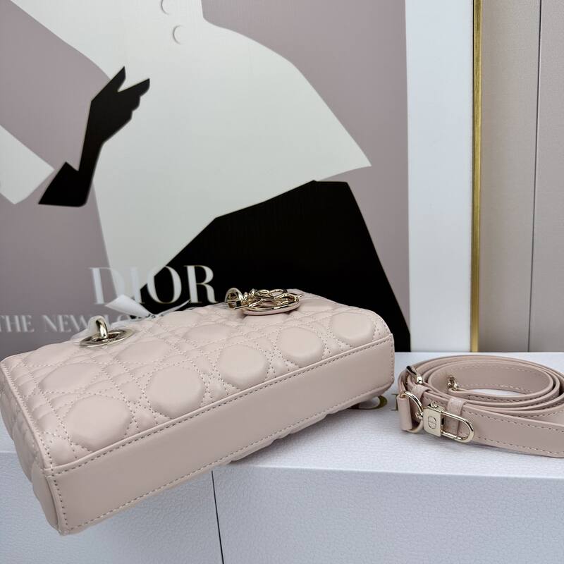 Dior Lady D-Joy Light pink shoulder — 1:1 Replica