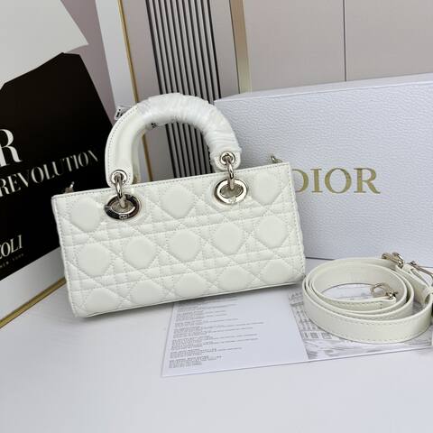 Dior Lady D-Joy White 22cm shoulder AAA Quality Replica