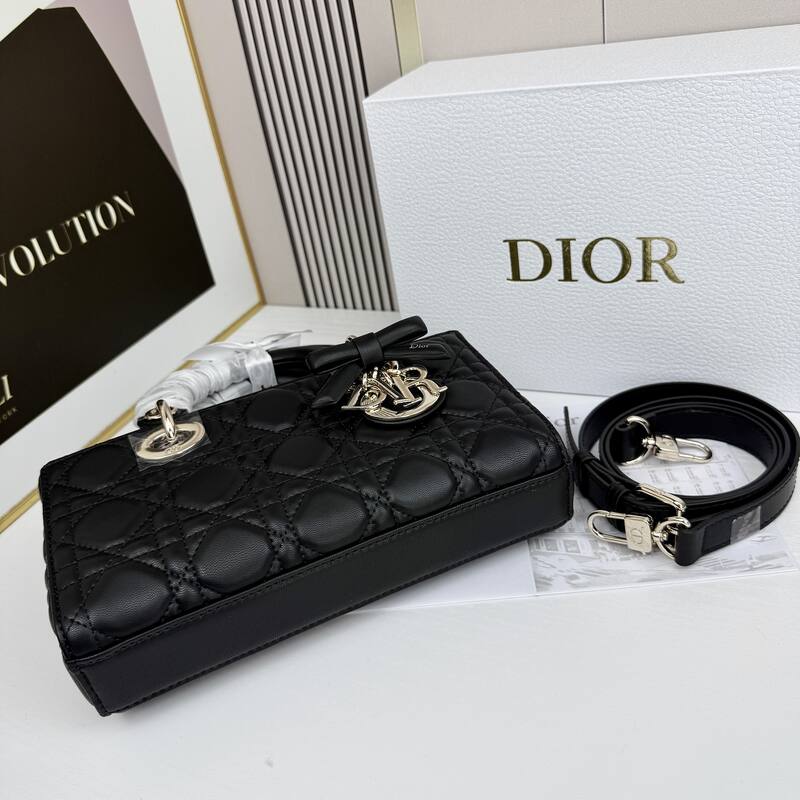 Dior Lady D-Joy Black shoulder — Premium Replica
