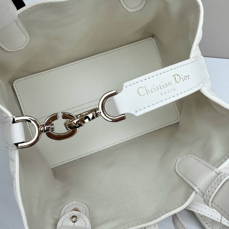 Dior Toujours White tote — Premium Replica