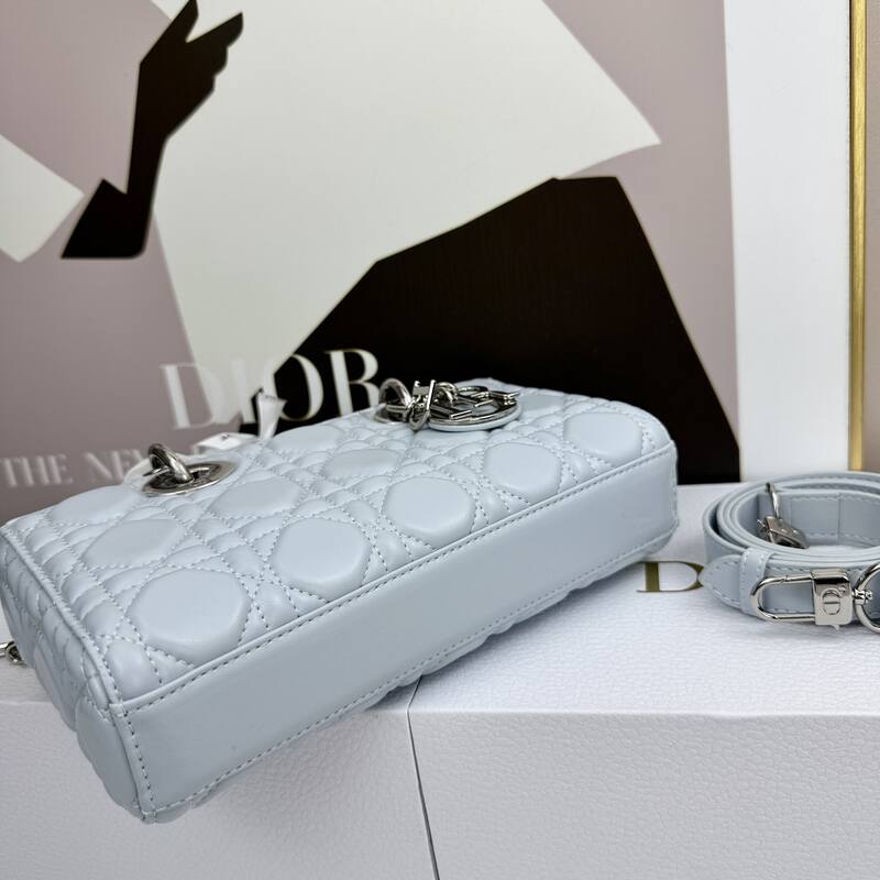 Dior Lady D-Joy Light Blue shoulder — AAA Quality Replica