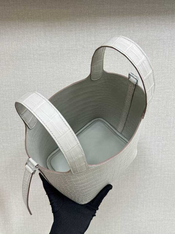 Hermes Picotin Lock White Crocodile everyday — Top Quality Replica