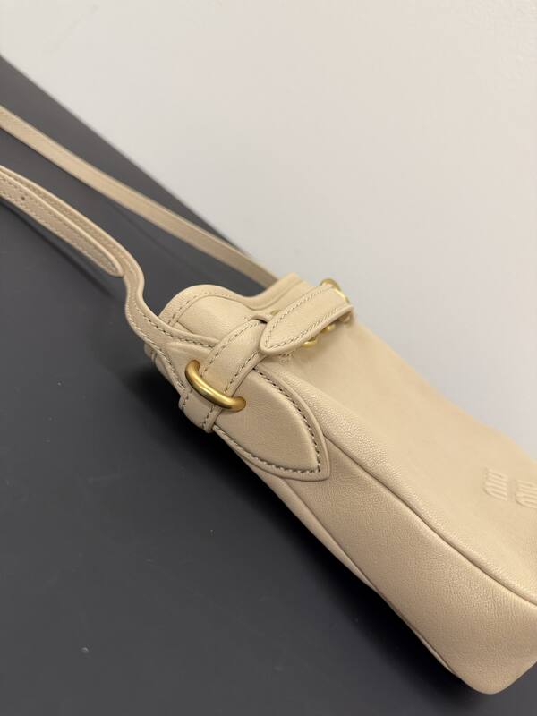 Miu Miu Beige shoulder bag — Premium Replica