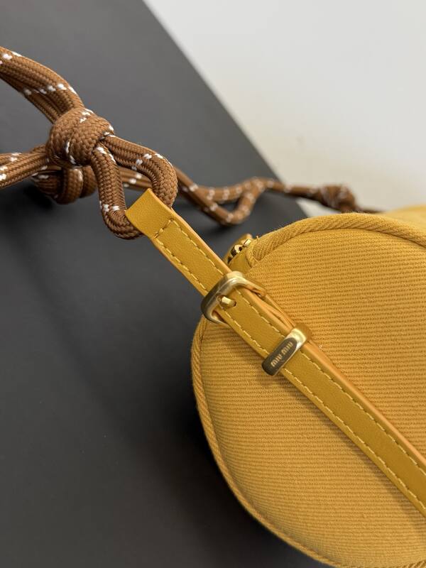 Miu Miu 25x18x10cm shoulder bag — AAA Quality Replica