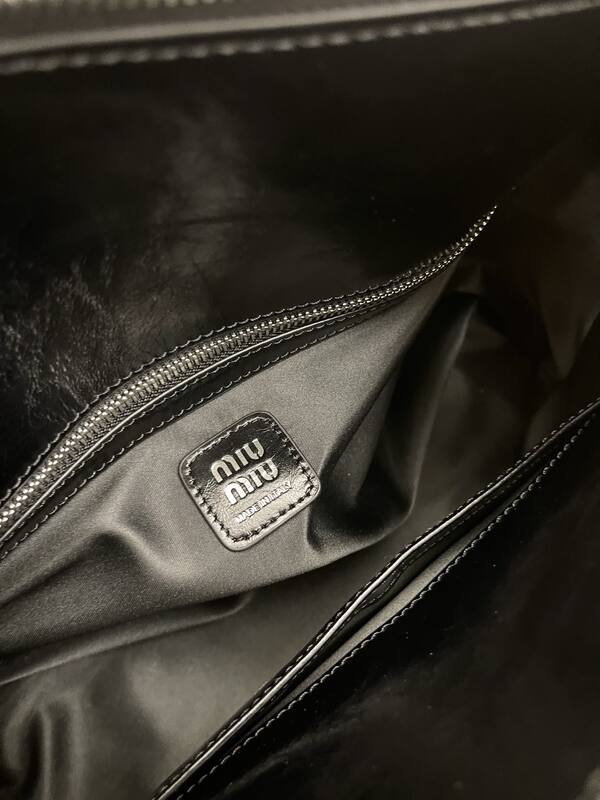 Miu Miu Black shoulder bag — Top Quality Replica