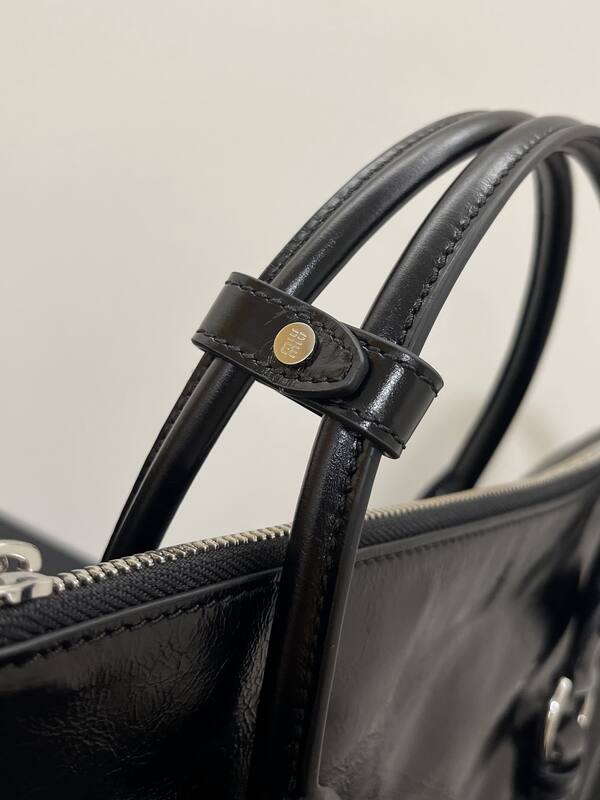Miu Miu Black shoulder bag — Top Quality Replica