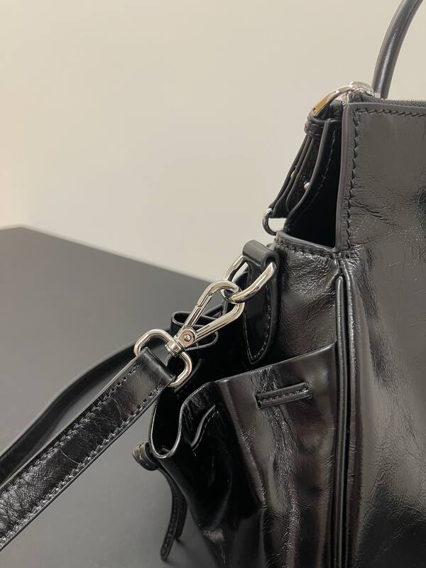 Miu Miu Black shoulder bag — Top Quality Replica