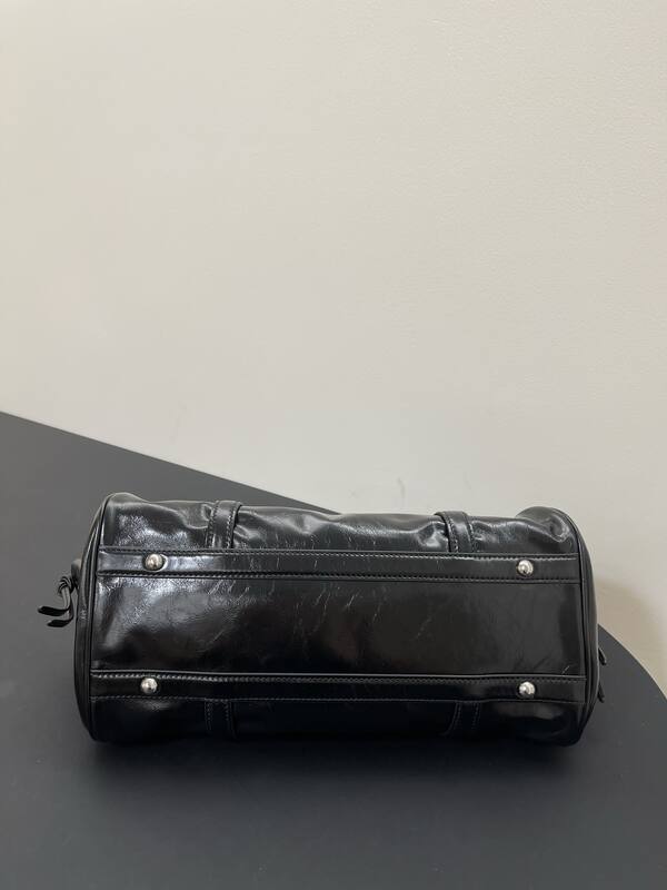 Miu Miu Black shoulder bag — Top Quality Replica