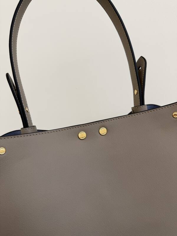 Fendi shoulder bag — AAA Quality Replica