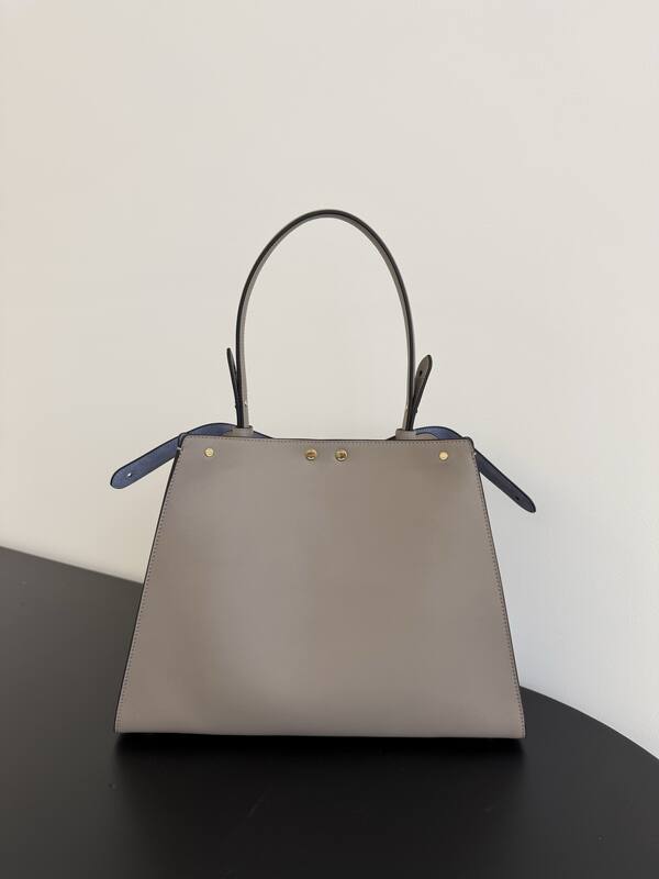 Fendi shoulder bag — AAA Quality Replica