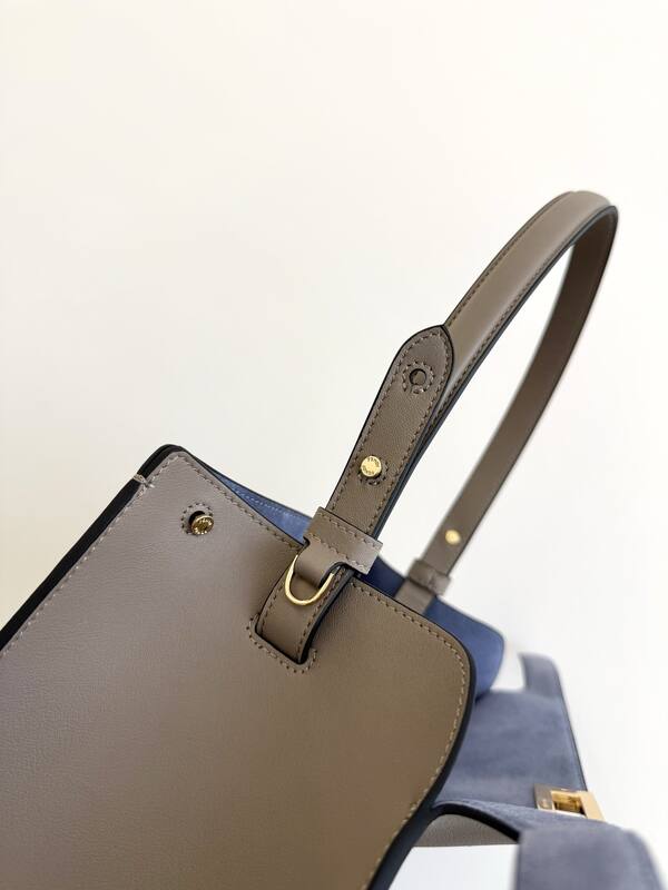 Fendi shoulder bag — AAA Quality Replica