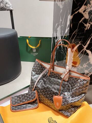 Goyard Black shoulder bag Top Quality Replica