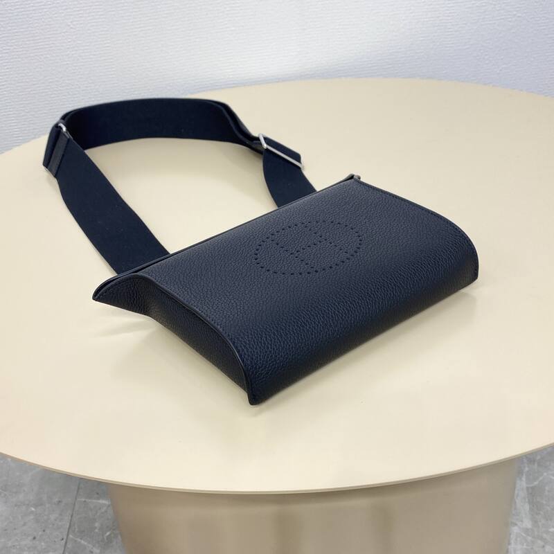 Hermes Evelyne Black leather crossbody — AAA Quality Replica
