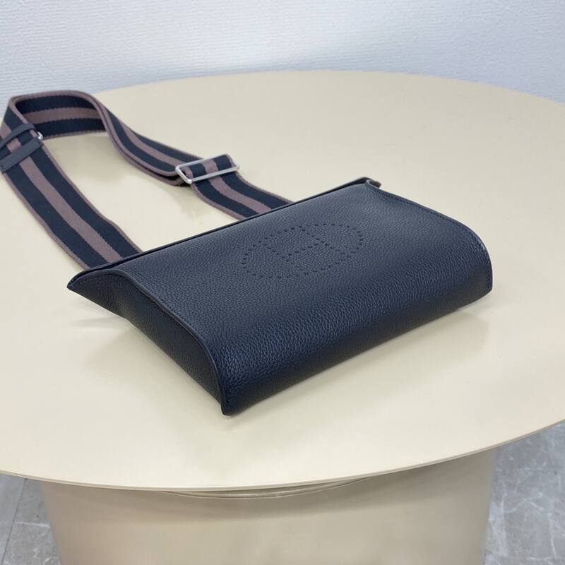Hermes Evelyne Black leather 29 crossbody — 1:1 Replica