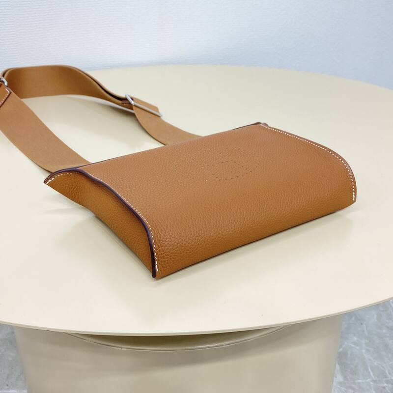 Hermes Vide Poche Gold Tan leather everyday — Top Quality Replica