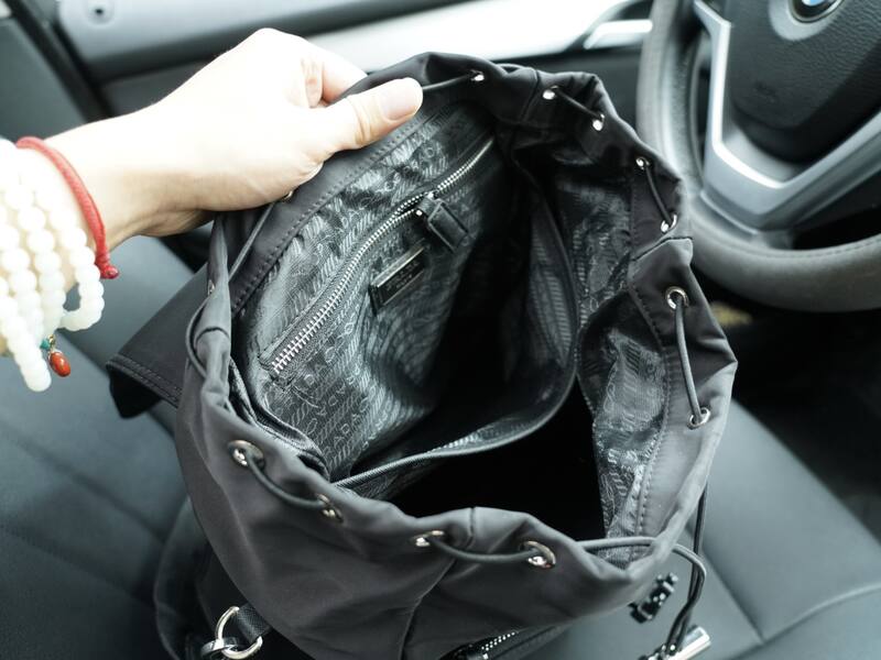 Prada Black 25x18x10cm shoulder bag — AAA Quality Replica