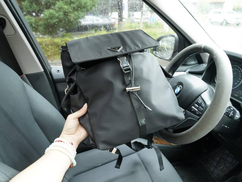 Prada Black 25x18x10cm shoulder bag — AAA Quality Replica