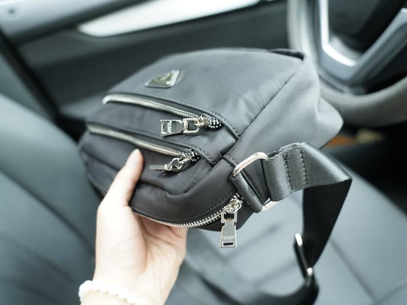 Prada Black shoulder bag — Premium Replica
