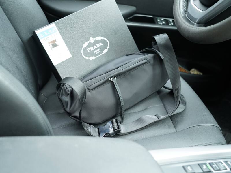 Prada Black shoulder bag — Top Quality Replica
