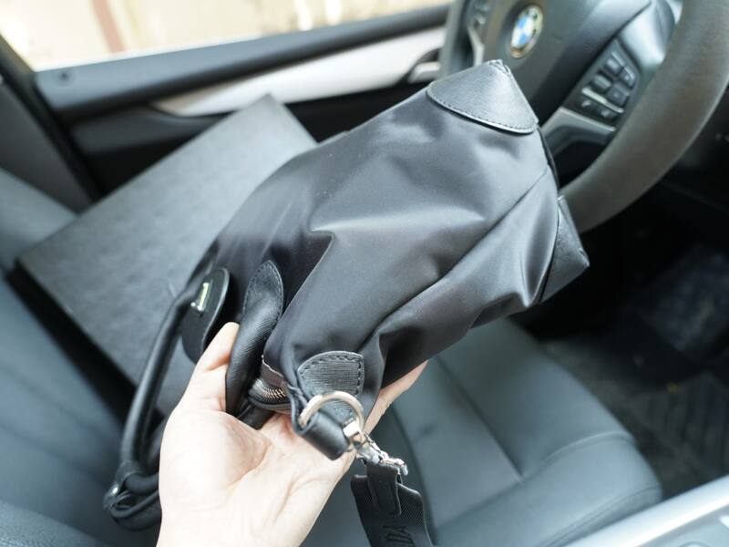 Prada Black 25x18x12cm shoulder bag — Premium Replica