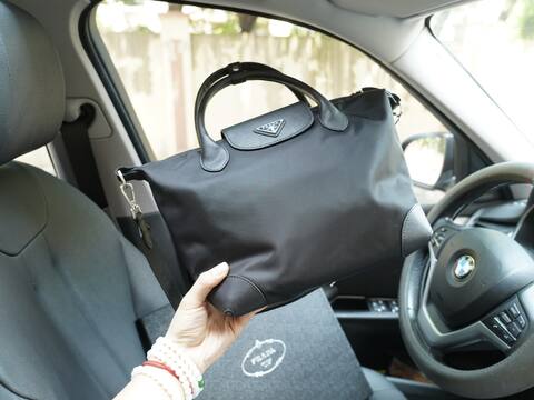 Prada Black 25x18x12cm shoulder bag Premium Replica