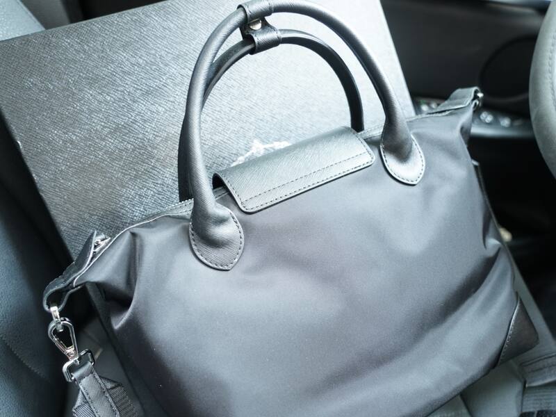 Prada Black 25x18x12cm shoulder bag — Premium Replica