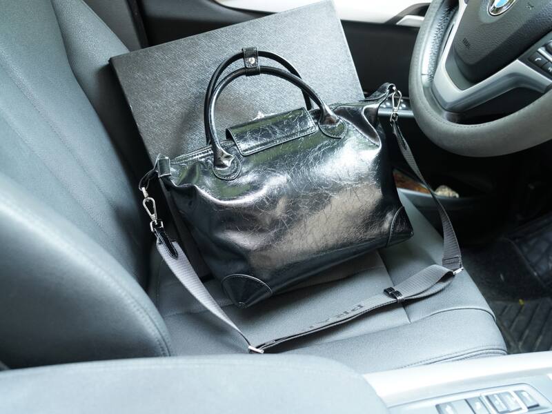 Prada Black 25x18x12cm shoulder bag — Premium Replica
