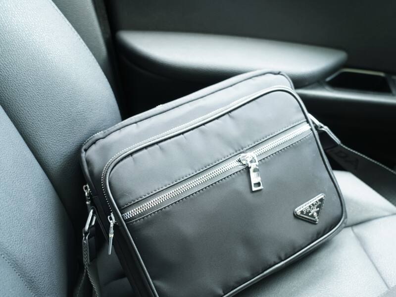 Prada Black 25x18x10cm shoulder bag — AAA Quality Replica