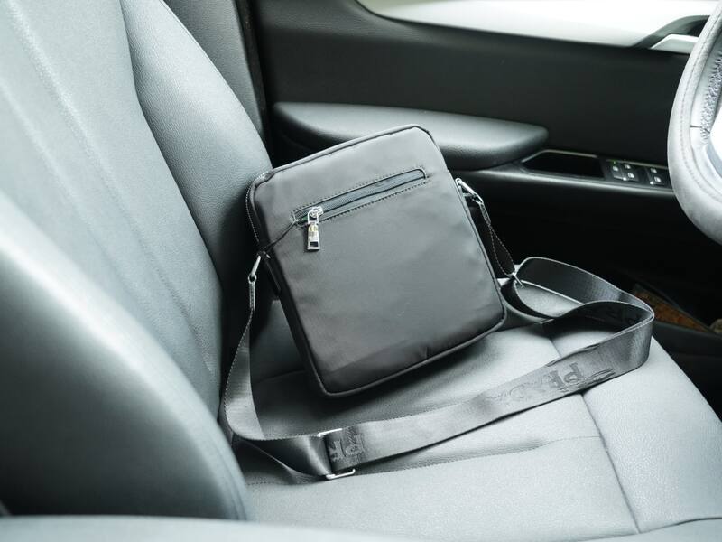 Prada Black 25x18x10cm shoulder bag — AAA Quality Replica