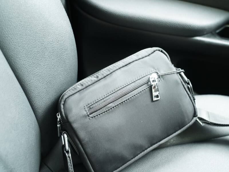 Prada Black 25x18x10cm shoulder bag — 1:1 Replica