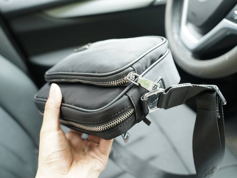 Prada Black 25x18x10cm shoulder bag — 1:1 Replica