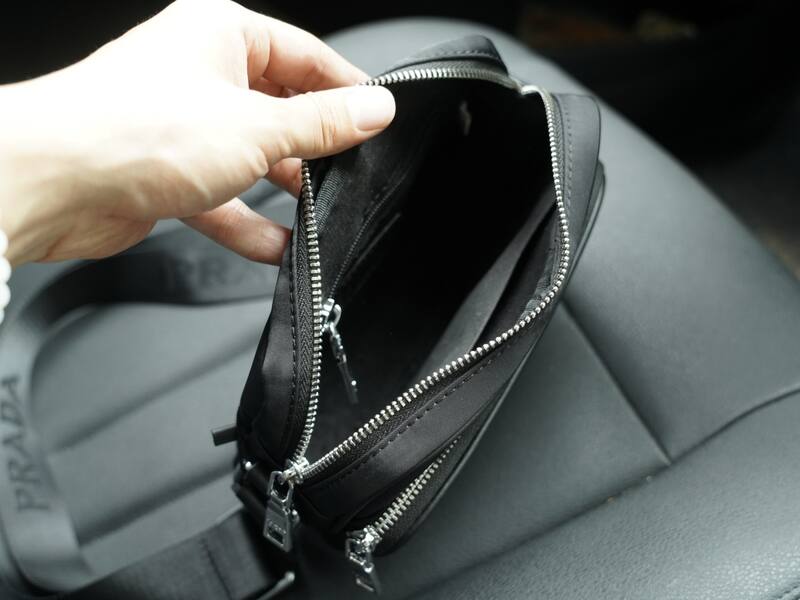 Prada Black 25x18x10cm shoulder bag — 1:1 Replica
