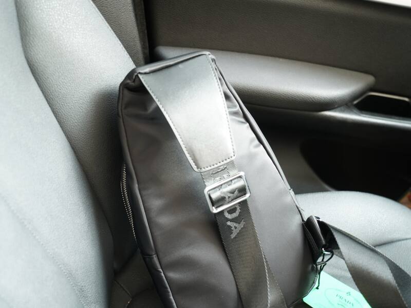 Prada Black 25x18x10cm shoulder bag — AAA Quality Replica