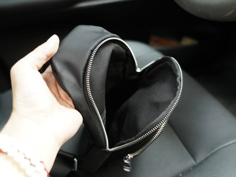 Prada Black 25x18x10cm shoulder bag — Premium Replica