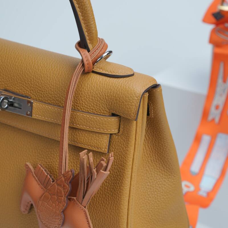 Hermes Kelly Gold Togo shoulder — Top Quality Replica