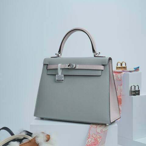Hermes Kelly Light grey and pale pink Epsom shoulder 1 1 Replica