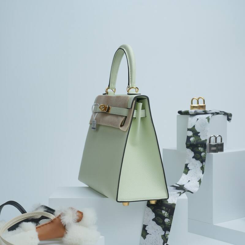 Hermes Kelly Cream Epsom shoulder — AAA Quality Replica