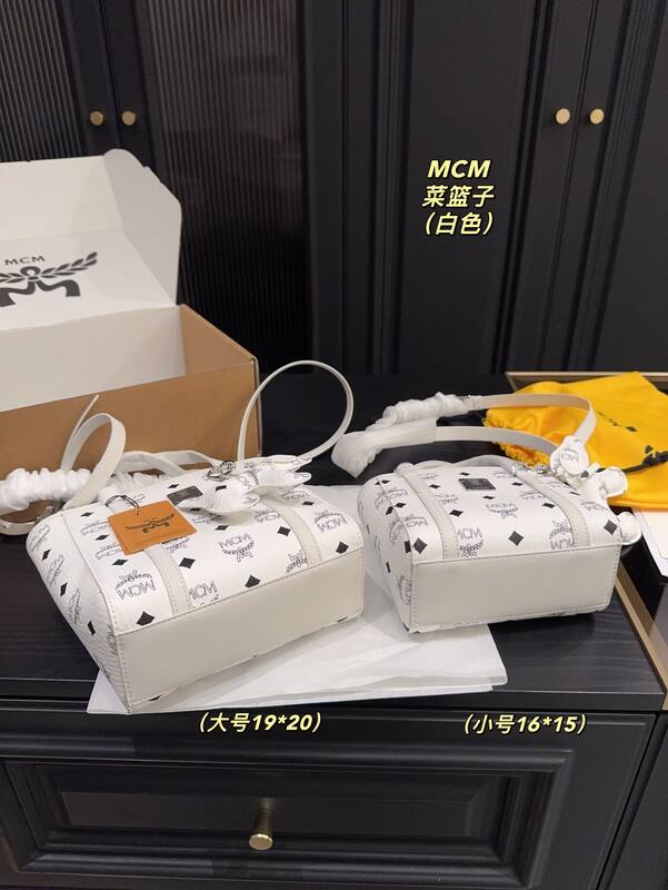 MCM Toni White Visetos 16*15cm tote — Top Quality Replica