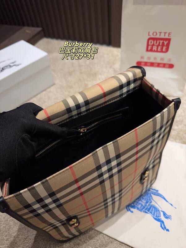 Burberry Vintage Check with black leather trim 27*31cm backpack — AAA Quality Replica