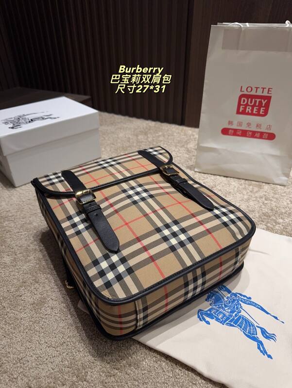 Burberry Vintage Check with black leather trim 27*31cm backpack — AAA Quality Replica