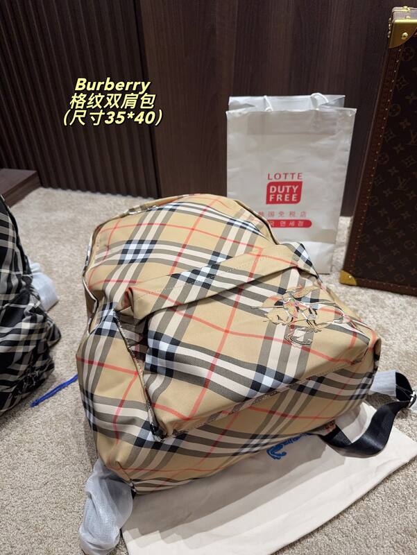 Burberry Beige Vintage Check 35*40cm backpack — 1:1 Replica