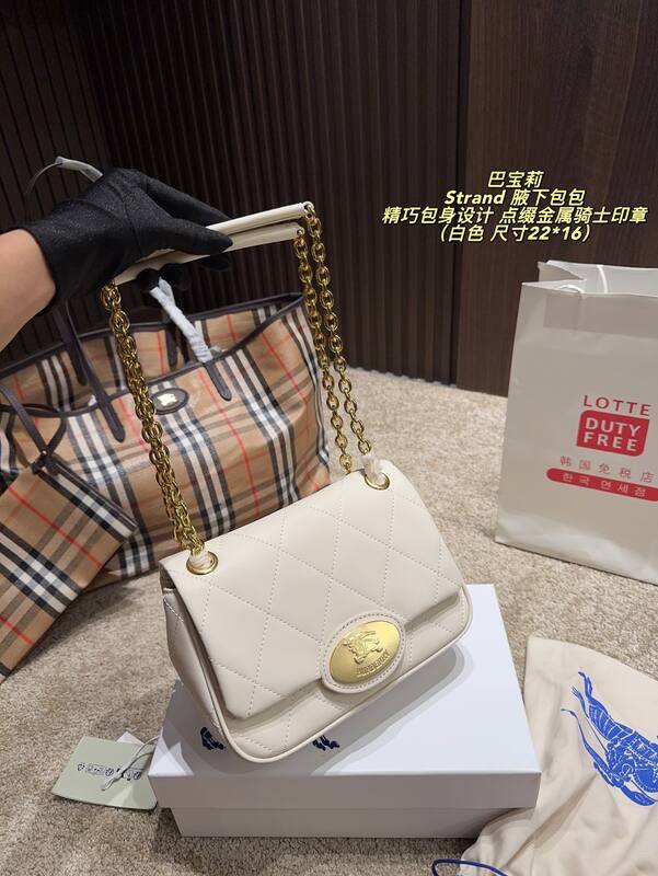 Burberry Strand White 22*16cm shoulder — AAA Quality Replica