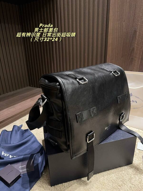 Prada Black leather 32*24cm crossbody — Top Quality Replica