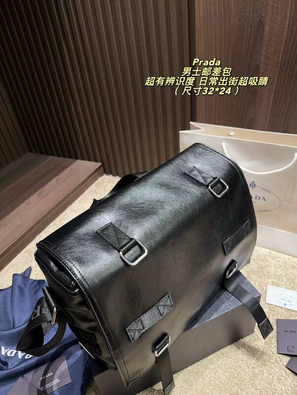 Prada Black leather 32*24cm crossbody — Top Quality Replica