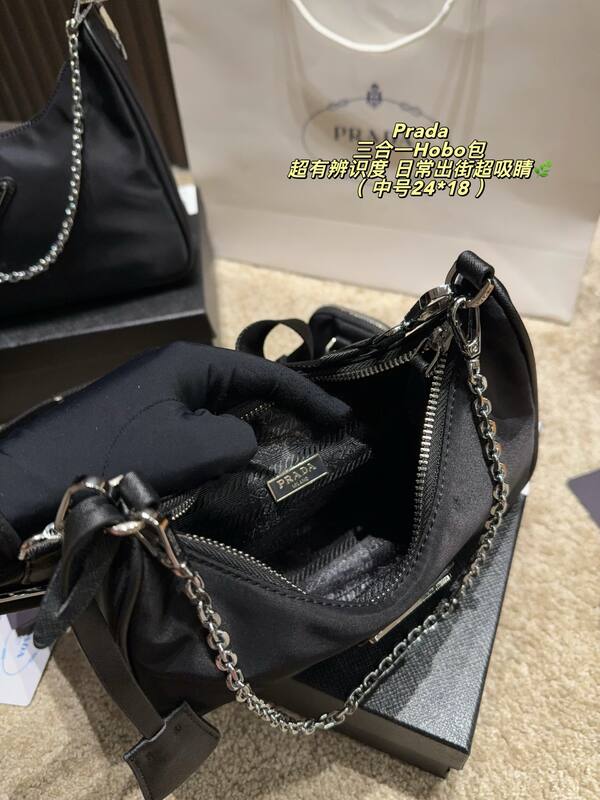 Prada Re-Edition 2005 Nylon black 22*16cm 24*18cm 28*20cm crossbody — 1:1 Replica