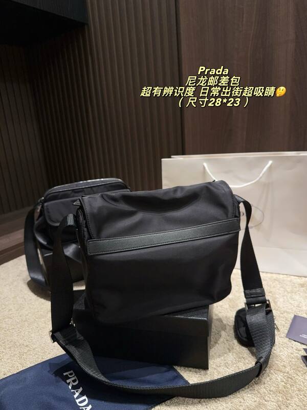Prada Nylon black 28*23cm crossbody — Top Quality Replica