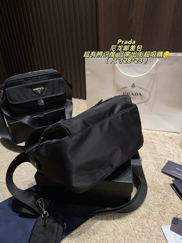 Prada Nylon black 28*23cm crossbody — Top Quality Replica